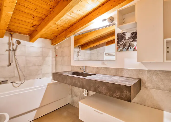 Just Urban - Design Loft 2 Bathrooms And Balcony - 9 Min M4 Duomo *